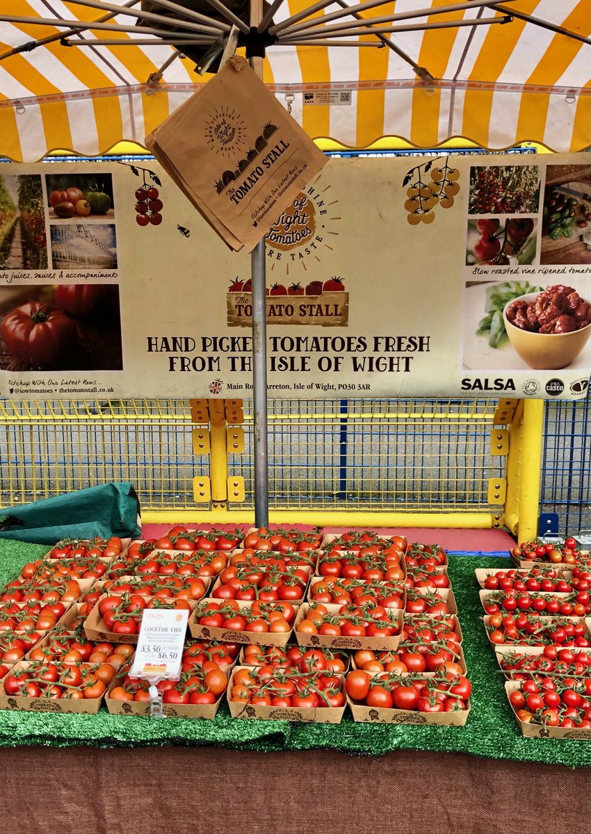 EarlsCourtFM's tweet photo. What’s your type?

Try a new variety from 10-2 today @iowtomatoes 

Grown year-round on the Isle of Wight in greenhouses with a commitment to sustainability and nature friendly farming. 

#thetomatostall #uktomatoes https://t.co/1Iq3sGEaLY