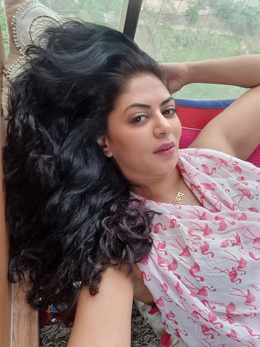 Indian Aunty Blackmailed To Fuck - Kavita Kaushik (@Iamkavitak) / Twitter