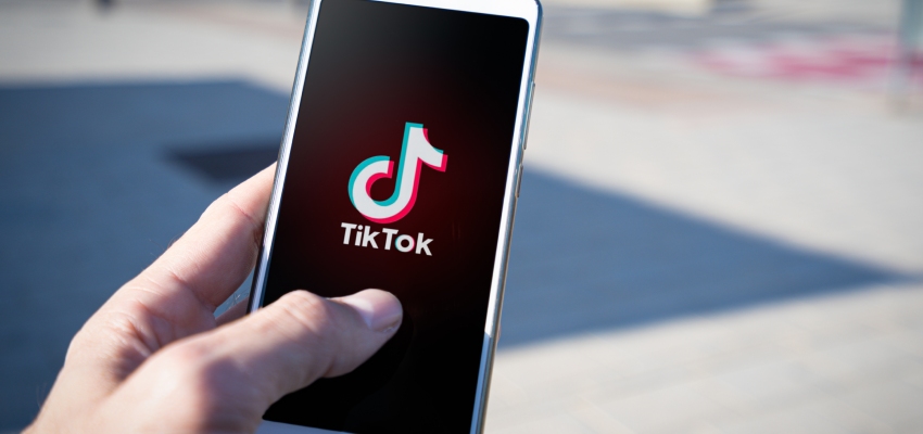 Not many agents are on TikTok right now - but this CEO believes it's the best place to be. #tiktok #realestate #property #marketing tinyurl.com/ydlnye7t