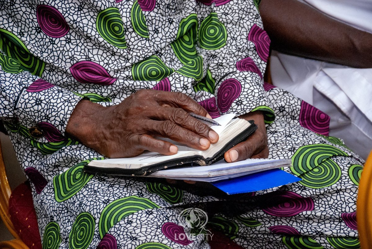 ltccathedral's tweet photo. Empowerment Service May,16th 2021
Ministering: Pastor. Pullah Ebipre
Message Title: Matters of the heart.
The heart is a very delicate part and it needs to be guided. There is a saying "An idle mind is a devil's workshop"
#MattersOfTheHeart
#LtcService #LoveTransformationChurch https://t.co/s5hBr60llD