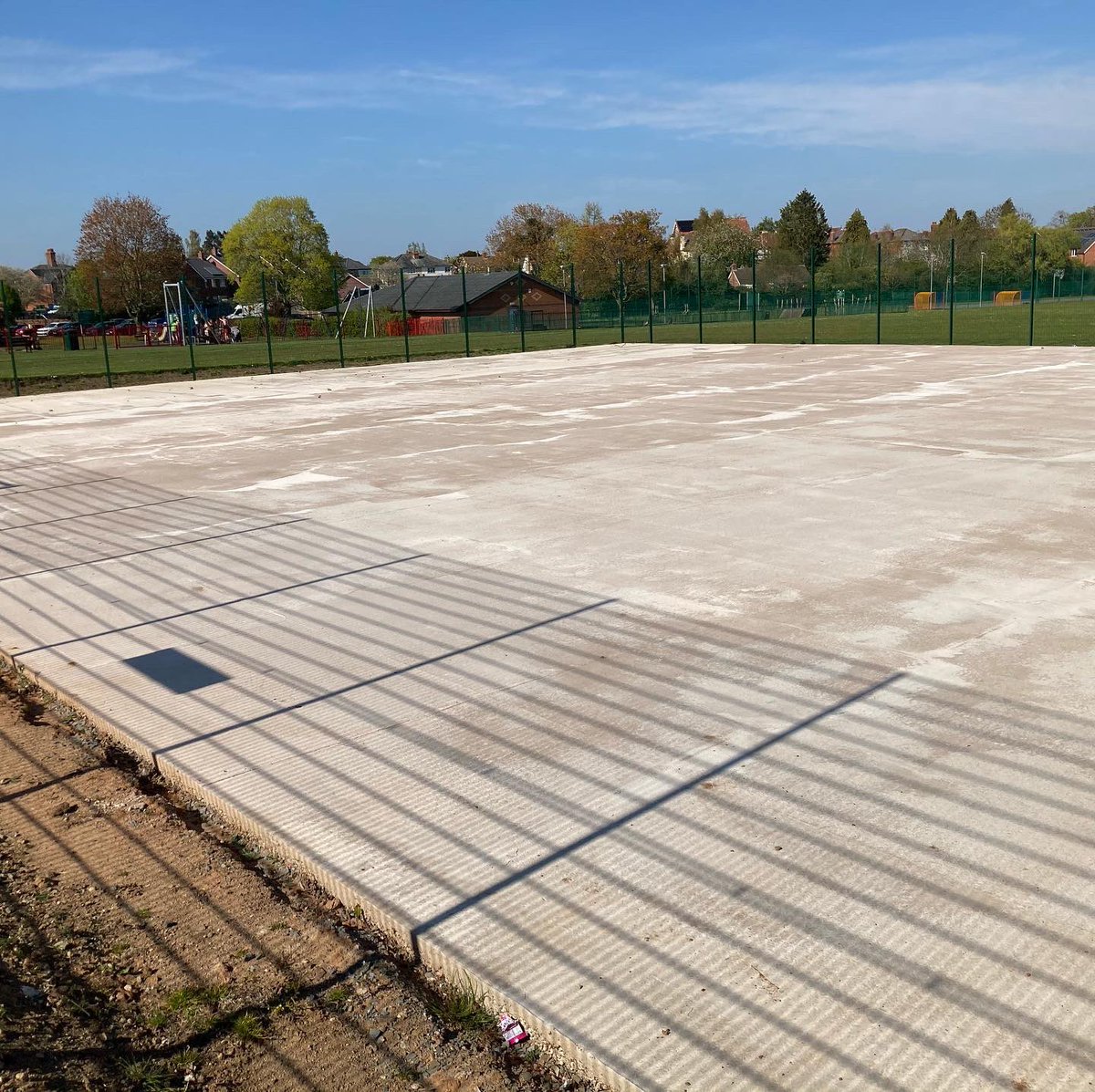 MalvernHoops's tweet photo. Progress so far...! #malvernbasketball #ukbasketball #malvern #uk #victoriapark #basketball #flexcourt #englandbasketball #outdoorbasketball #summerbball #nba #bbl #worcestershire #comingsoon https://t.co/JHQCxbkKV1