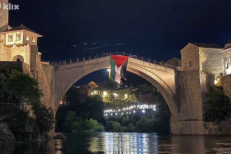 liora1x's tweet photo. Meanwhile Bosnia 🇧🇦✊🏼🇵🇸 https://t.co/dpizAgZq03