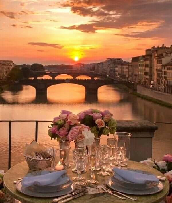 JTS06382464's tweet photo. Around the World and then some F/B

Sunset in Florence
Capital of Italy's Tuscany region https://t.co/u0P6bSrdsC