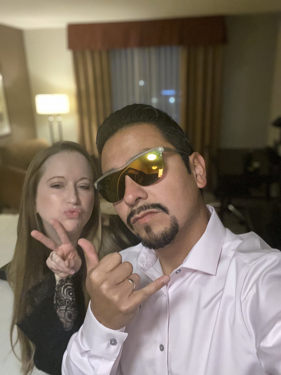 IvantheAggie's tweet photo. @iamjamiefoxx in my alter egos last night at Choctaw. Wifey had to play blackjack in them! @priverevaux thanks for a quality pair of sunglasses once again! #alterego #style #fashion #choctaw #nightlife https://t.co/slxnWYfait