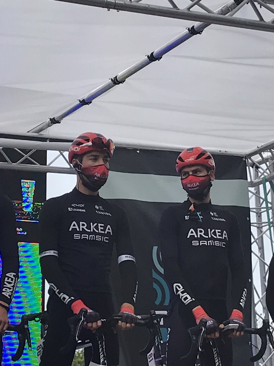 Avec l’équipe sur le <a href="/trobroleon/">TRO BRO LEON</a>. C’est parti pour la plus belle course bretonne ! 🚴‍♂️👍♥️