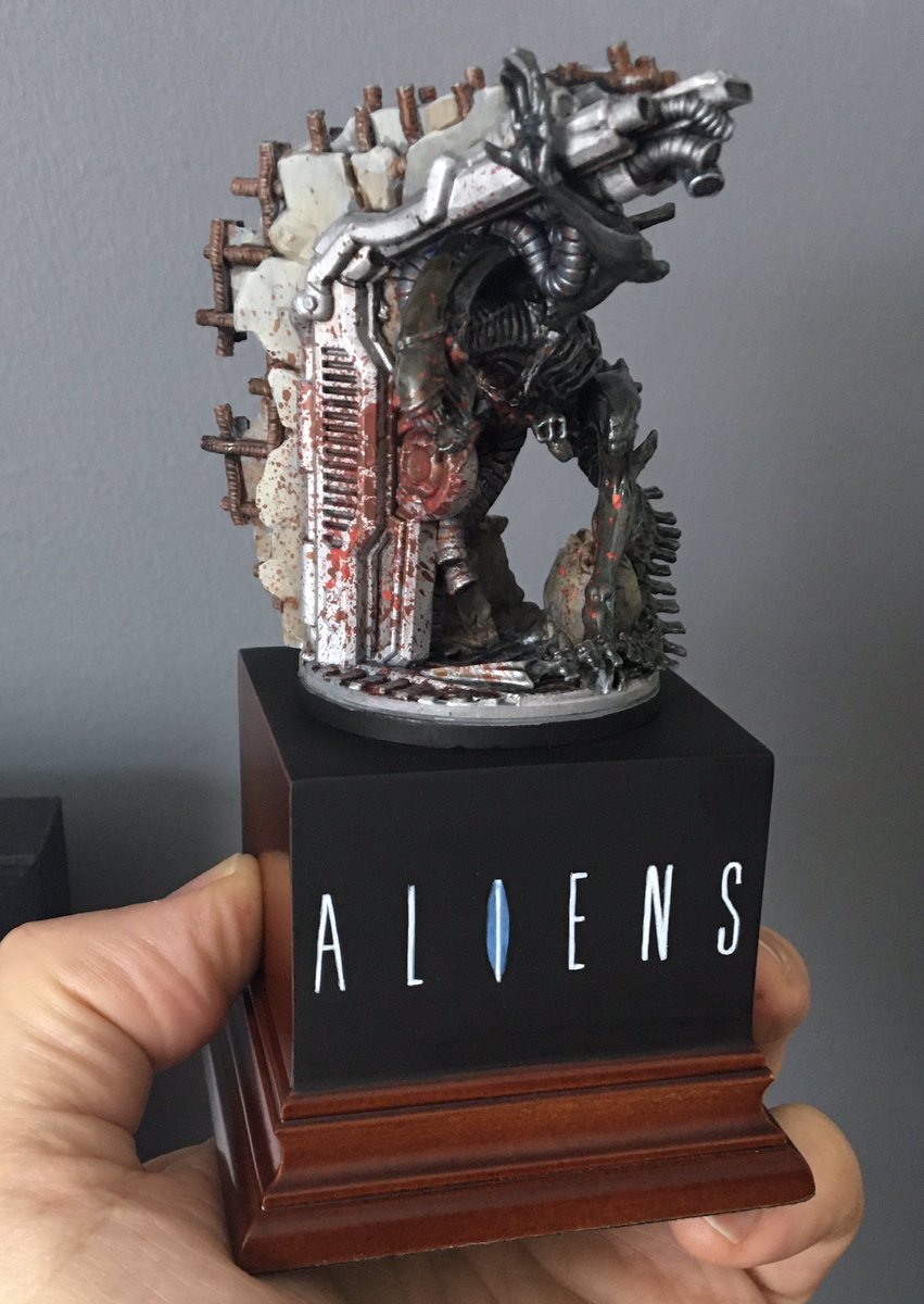 karl_artist's tweet image. Saved for ‘a rainy day’ or should I say a very rainy weekend a part-done model now completed. Just finished painting a rare &amp;amp; long out of production #prodos #alienqueen #aliens figurine; mounted with a hand painted logo to add to my collection.