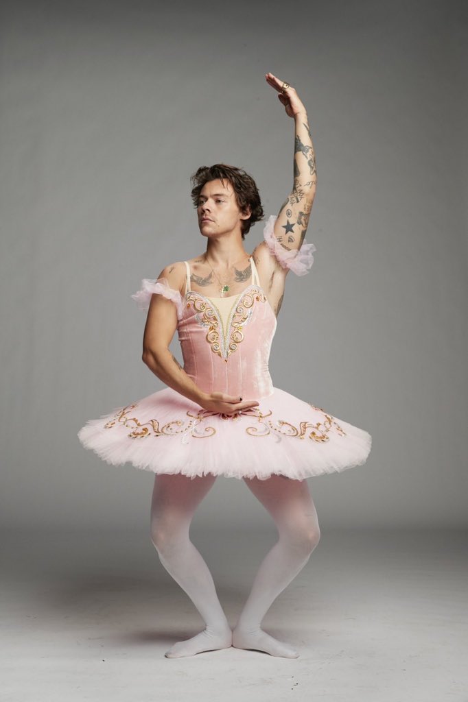 dianadaydreams's tweet photo. This is what you call 'beauty and grace' https://t.co/478oZhKZrU
