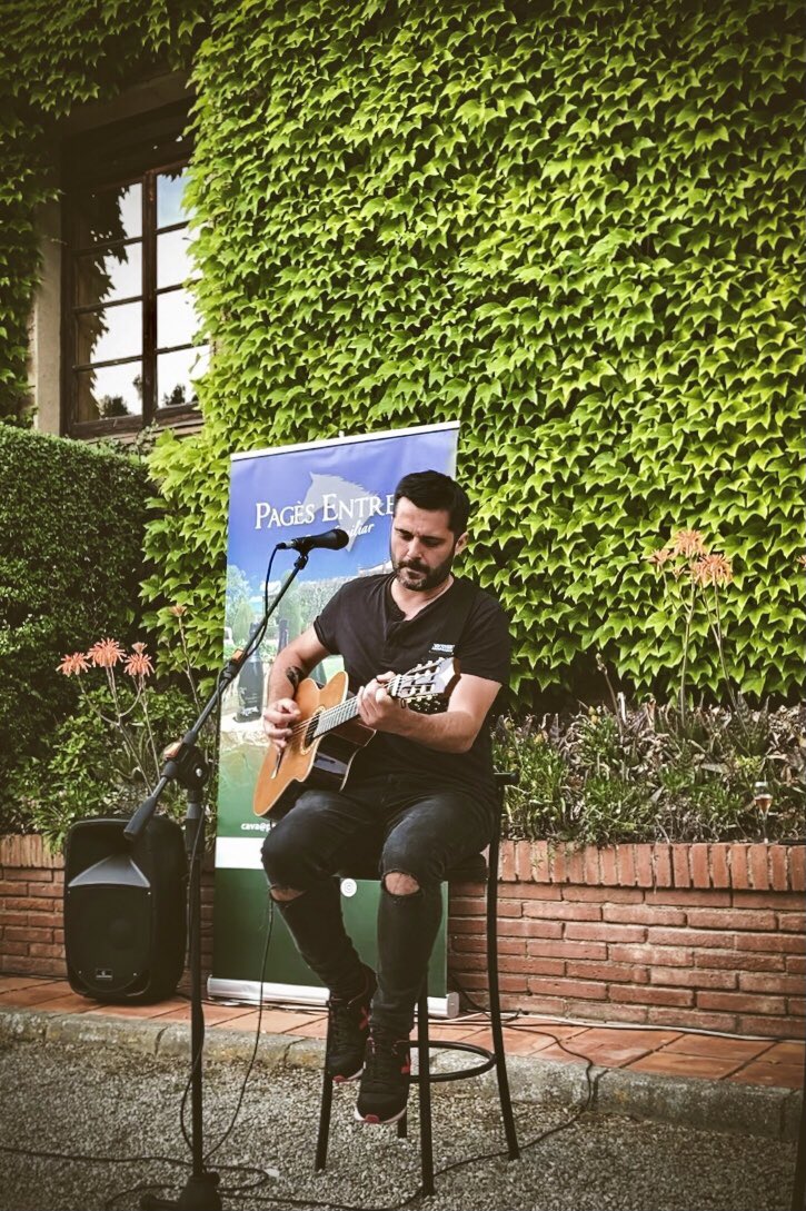 Bons moments al Berenar per recordar de <a href="/pagesentrena/">Cava Pagès Entrena</a> , amb concert acústic de <a href="/miquelabras/">Miquel Abras 🎗</a>