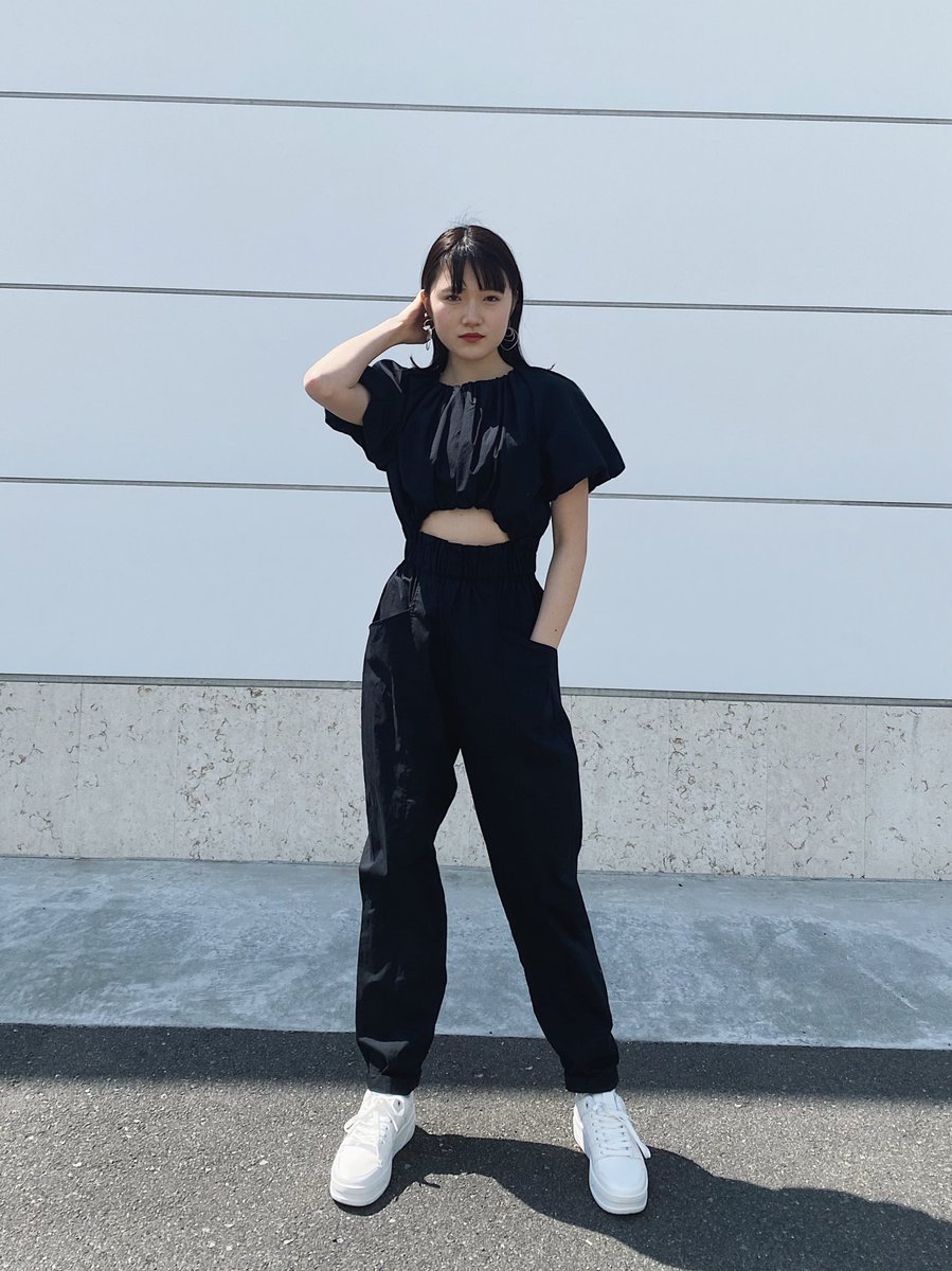 金子実祐 Kaneko Miyu ノーマル オールインワン Fashion Ootd おしゃれさんと繋がりたい 服好きな人と繋がりたい 今日のコーデ Followme 撮影モデル 被写体希望 関西サロモ サロンモデル希望 黒髪ボブ ノーマルカメラ Zara スニーカー