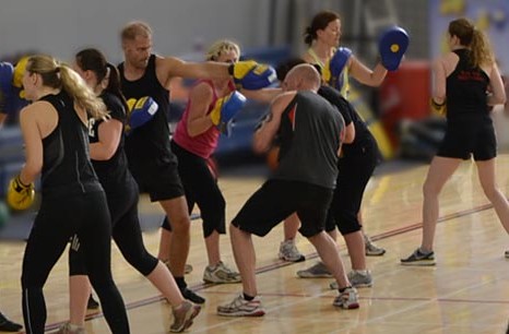 AbbotsCommunity's tweet image. Time to re-energise yourself with some Boxercise! Classes at Abbots Langley Community Centre return on Tuesday 18th May 2021, 8.30pm. Further details: abbotslangleycommunitycentre.co.uk/clubs-classes/