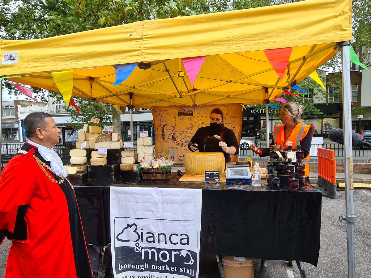 ChiswickHighRd's tweet photo. The new Mayor @bishnug58 @LBofHounslow opened the new Cheese Market on #ChiswickHighRd and warched a 2019 vintage #Parmiggiano being cracked open. It was quite a thing! https://t.co/Cm6AXFHLM2