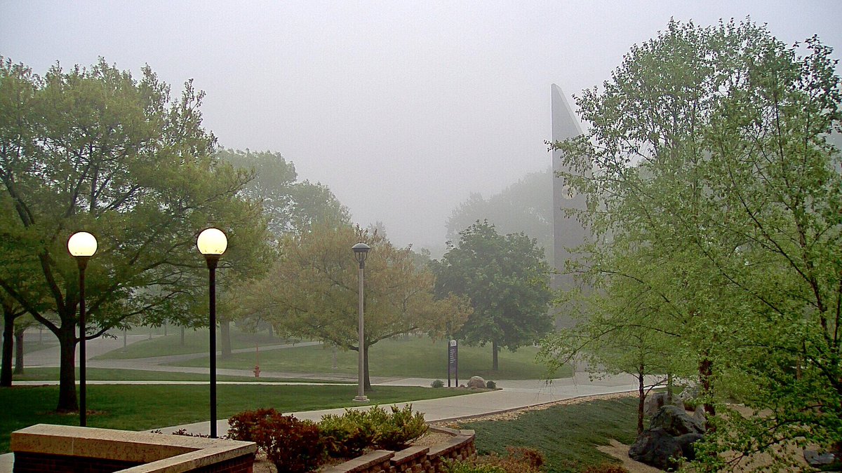 RT @mark_tarello: A foggy start this Sunday morning seen from Minnesota State University, #Mankato. #MNwx https://t.co/TCfYG3CBux