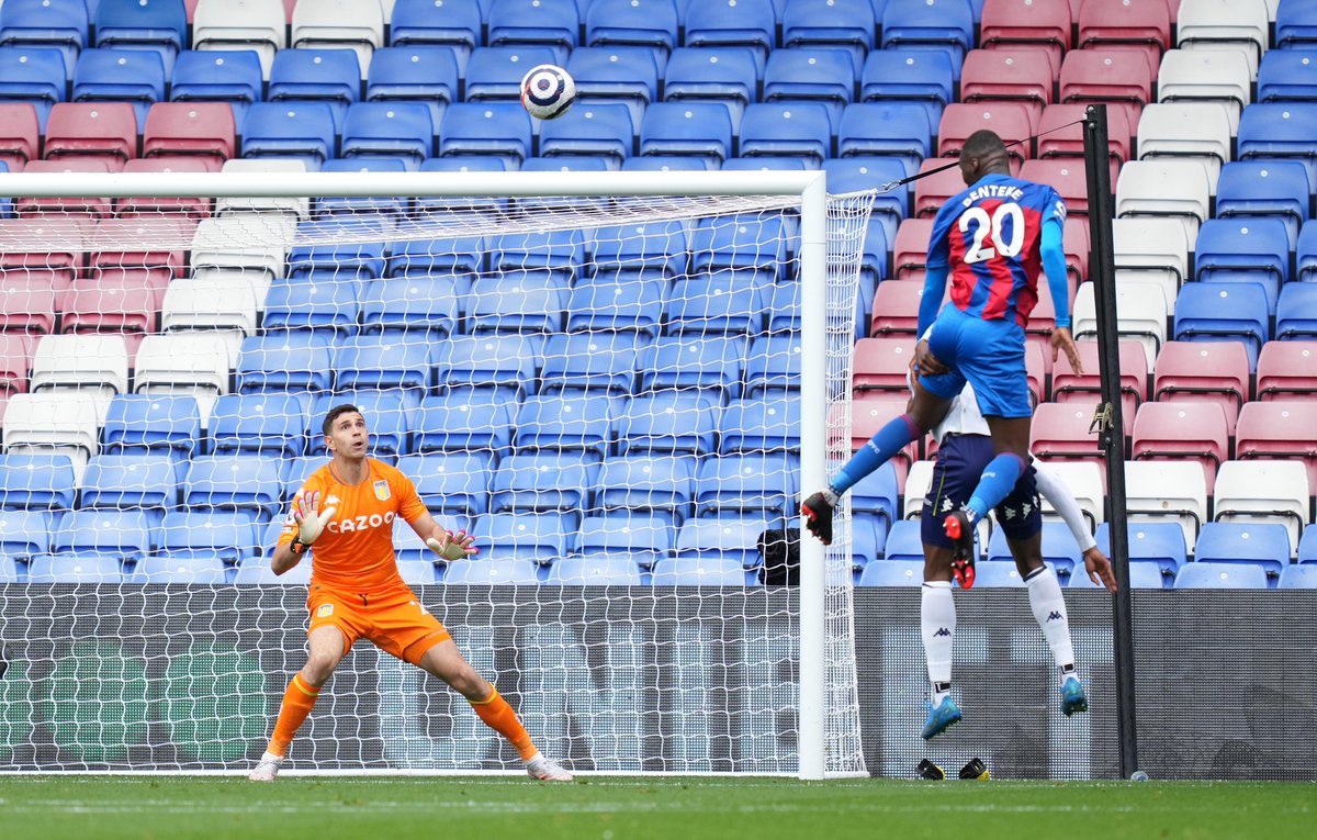 Premier League tweet media