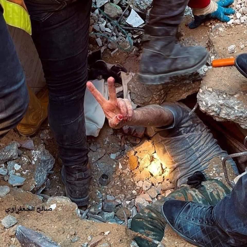 AdwaiH's tweet photo. WE SHALL OVERCOME💪🏻🇵🇸
فـلـسـ𝒑𝒂𝒍𝒆𝒔𝒕𝒊𝒏𝒆ـطـيـنّ. (🇵🇸)
#GazaUnderAttack
#savesheikhjarrah
#palestineunderattack 🇵🇸 https://t.co/ljxE4UeEvm