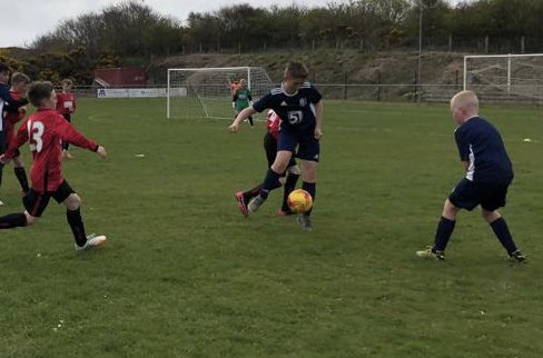TYFC2009s's tweet photo. Thanks to Colony for this mornings game, great to see the boys getting back to it. https://t.co/aihph3HPg7