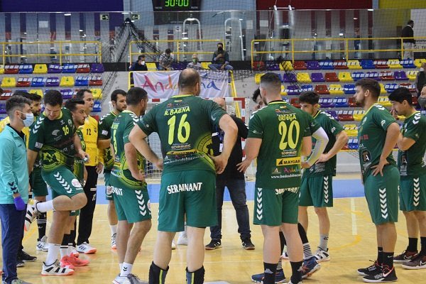 Antequera vuelve a ser ciudad de #LigaSacyrASOBAL 9 años después. Una ciudad <a href="/AytoAntequera/">Ayuntamiento de Antequera</a> que respira #Balonmano por los cuatro costados, y que volverá a disfrutar con su equipo en la élite. ¡Enhorabuena @IberoquinoaABM!