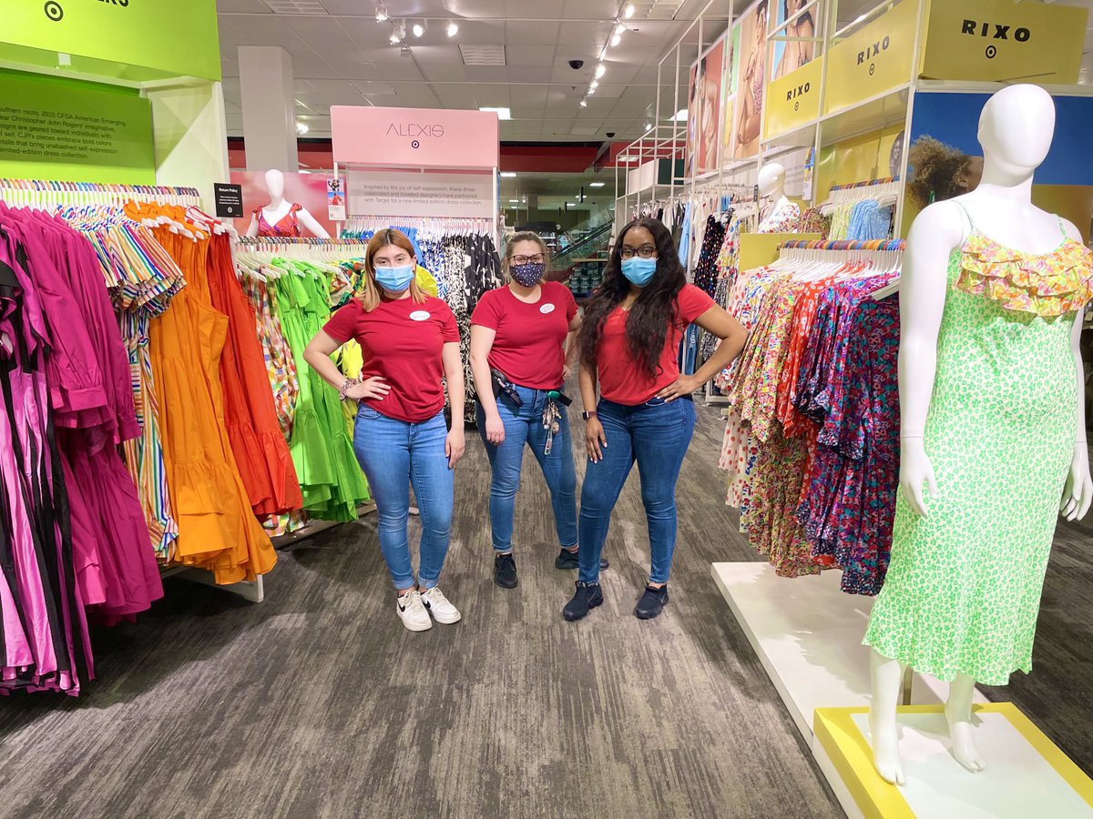 TGTSteph's tweet image. Our 2nd Annual Designer Dress Collection is officially here at T-1344! Thank you ⁦@Mimi__TGT⁩ and Ashley for bringing this colorful collection to life 👗 #Rixo #Alexis #ChristopherJohnRodgers #target ⁦@KellyMcGarrity⁩ ⁦@StevenRosini⁩ ⁦@NicoleTonnessen⁩