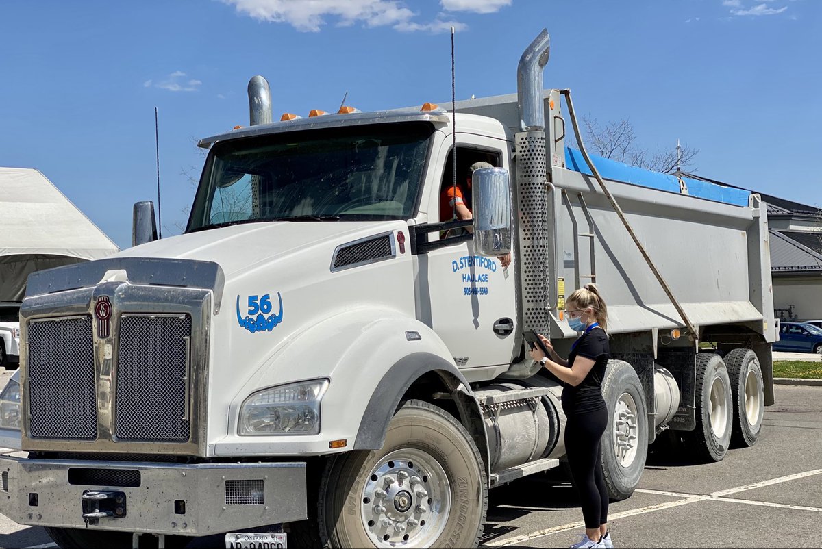 SMCdrPearl's tweet photo. Not a day goes by without seeing something new at the Drive-thru...

Please attend your vaccination appointment in your weekend vehicles, 4-wheeled and under 11 feet whenever possible! 😉@townofws @iainlovatt   @YorkRegionGovt #SoccerCity https://t.co/8HSqCBAFnn