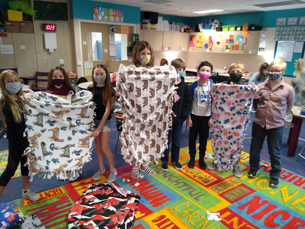 FrancieJo tweet media