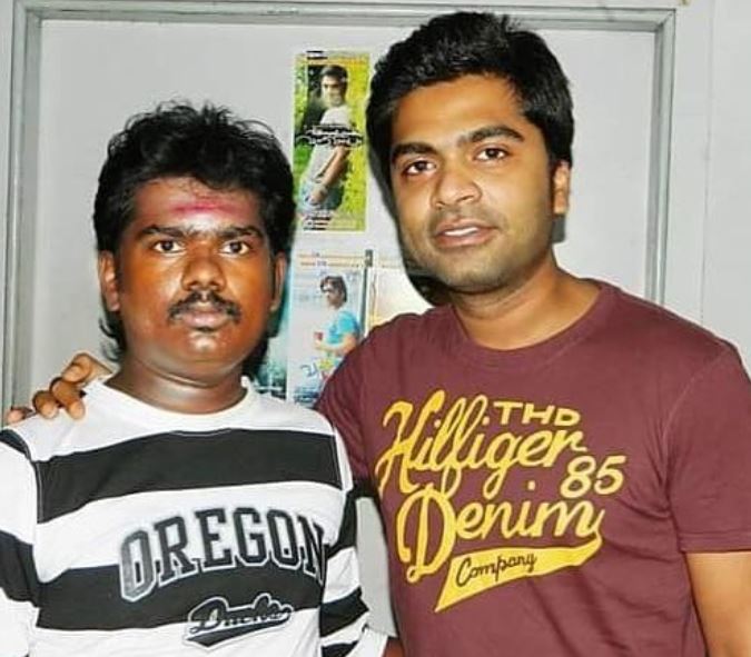 Strmachimadhan's tweet photo. ரசிகர் மன்றத்தின் இதயத்துடிப்பு நின்று போய்விட்டது 😭😭😭
#RIPGoodluckSathish https://t.co/MDrpo0FfGd