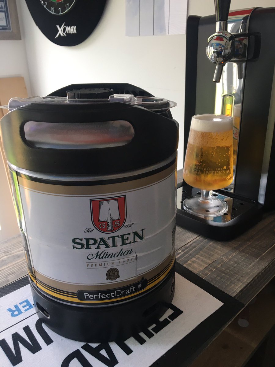 MICKBOARDMAN2's tweet photo. Trying the Spaten for the first time #WorkingMansKettle https://t.co/bpI2ANzqM3