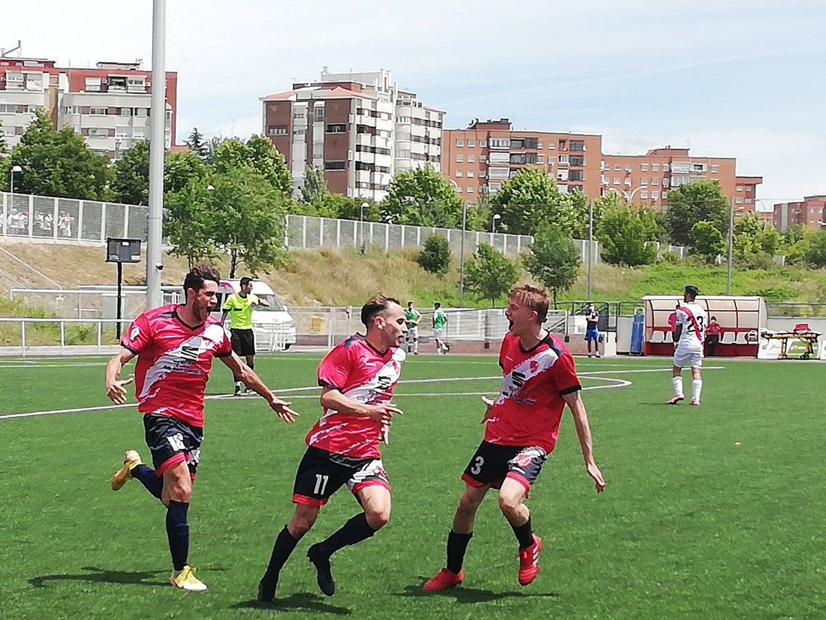 Balon_Tierra's tweet photo. 🏆 PLAYOFF DE ASCENSO A 2ªB //// CUARTOS DE FINAL

🏟 Ciudad Deportiva Fundación Rayo Vallecano

🕒 116'

⚽ GOOOOOL del Torrejón. GOOOL de Mario. Jugadón del 11 del Torrejón que pone a los visitantes en las semifinales 

@RayoVallecano B 0-1 @AdTorrejoncf

📃 @ruwen1989 https://t.co/8YByweVvjb