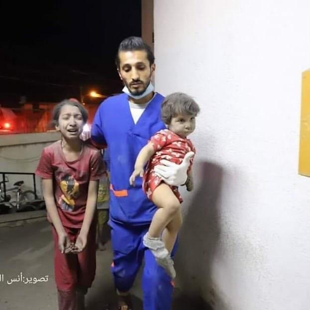 AseelSht's tweet photo. The two children emerged from under the rubble and rocks, the bombing of Israel on Gaza in Palestine
Israel is a danger not only to Palestine, but to the world. A day may come, and Israel will do this to you and your family https://t.co/AxCGuCXV0O