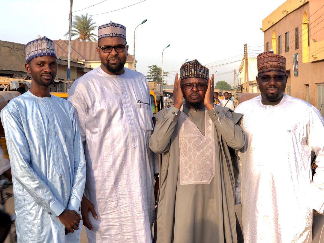MSRingim's tweet photo. Barka da Sallah. 🕌 

Taqabbalallahu Minna wa Minkum...#Jigawa #Dutse #Ringim 🕋 

#EidMubarak #EidAlFitr https://t.co/Ygk9h8deH9