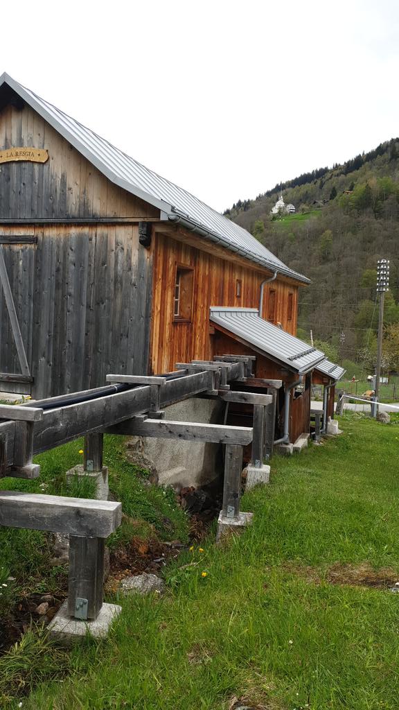 sms2sms's tweet photo. @afreedommachine @mimitkotami @murschetg @jeanpol @Filterraum #imt2021 #imd2021 #Museumstag @museumstag #Disla #fallun #surselva @SurselvaTourism #milldatabase https://t.co/8cbYyzre0g #berghilfe https://t.co/HHRYGHH49q https://t.co/OAUSHFjF7K https://t.co/XEa443BpfD