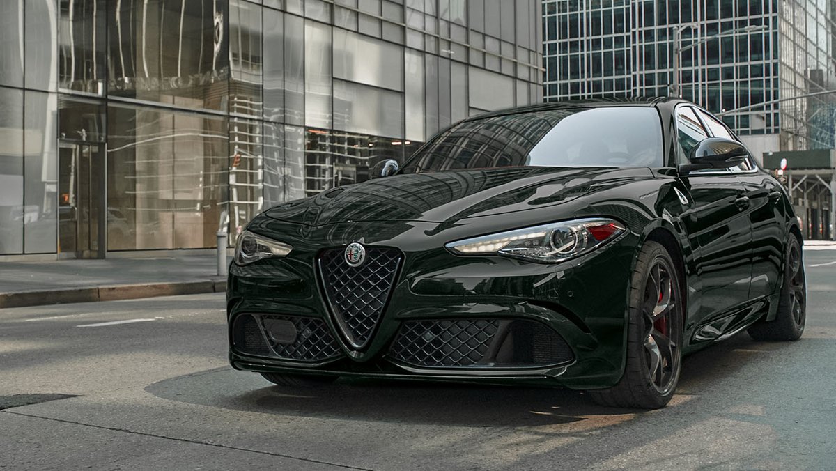 AlfaRomeoUSA's tweet image. Tell us your favorite thing about this Italian speedster because we can’t decide.