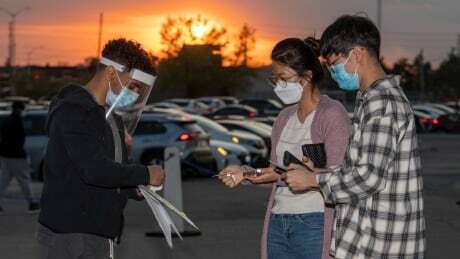 Overnight marathon vaccination clinic a 'first' in Canada ift.tt/2S1u82w