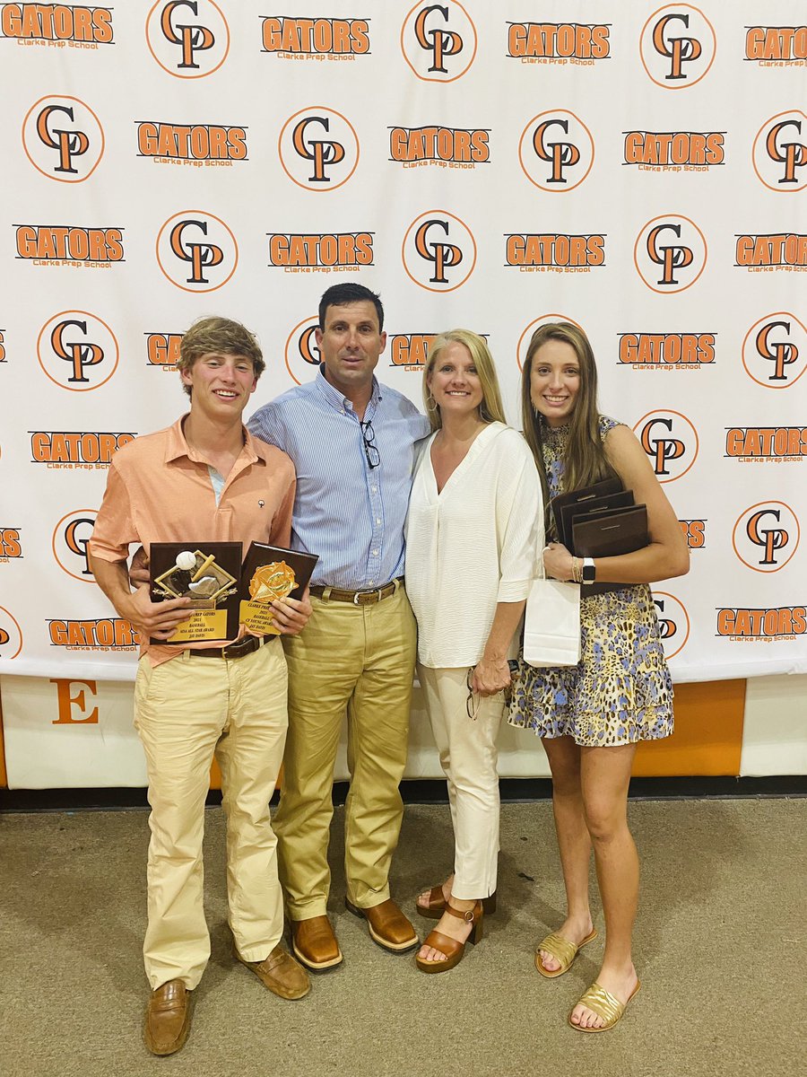 Valerie Davis tweet media