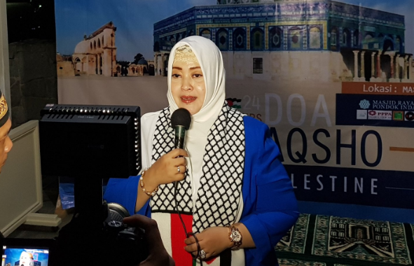 Saya mngajak sahabat semua u/ mndoakan kselamatan, kbahagiaan, &amp; kmerdekaan bg saudara kt di Palestina yg saat ini mungkin hrs bhadapan dg penjajah &amp; bom di dpn mata mereka

Kirimkan do'a terbaik u/ mereka, ketuk pintu2 langit, insyaAllah do'a kt didengar Nya

#FreePalestine