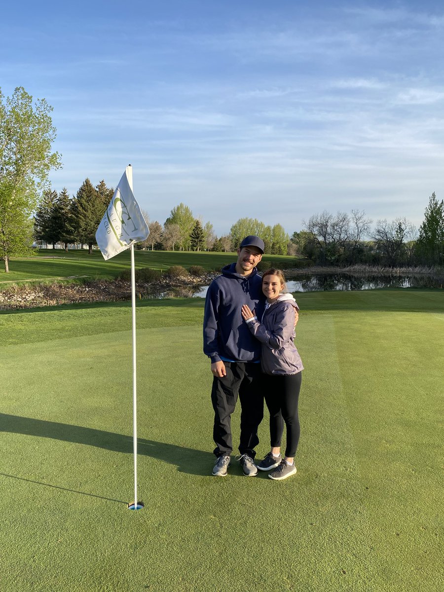 zdansuper's tweet photo. This is a first, but a great morning as Josh proposed to Shayla on #5 green and she said YES, congratulations!  @JMarshall_47 https://t.co/qotPZgiWX1
