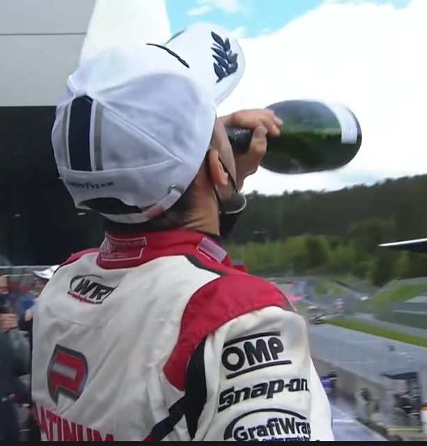 Tym razem można się polewać szampanem bez przypału 😆

#ELMS #4HRBR  #Kubica