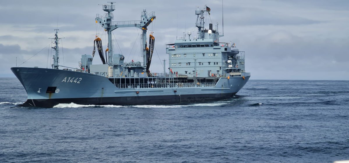 HMSExpress's tweet photo. Sunday afternoon causing chaos with the team 😎😏
#EnemyCoastalForces
#ExSTRIKEWARRIOR
#HotOffEXPRESS 🗞 https://t.co/SC1QQgUlfV
