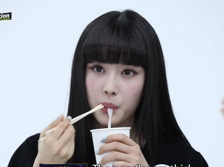 jayoonthinker's tweet image. nom nom