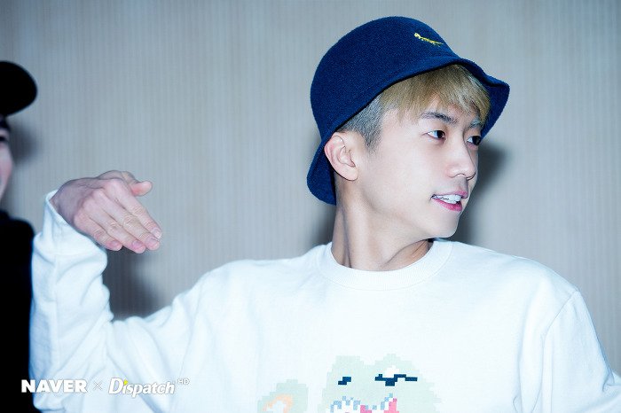 진짜잘생겼다꼬..