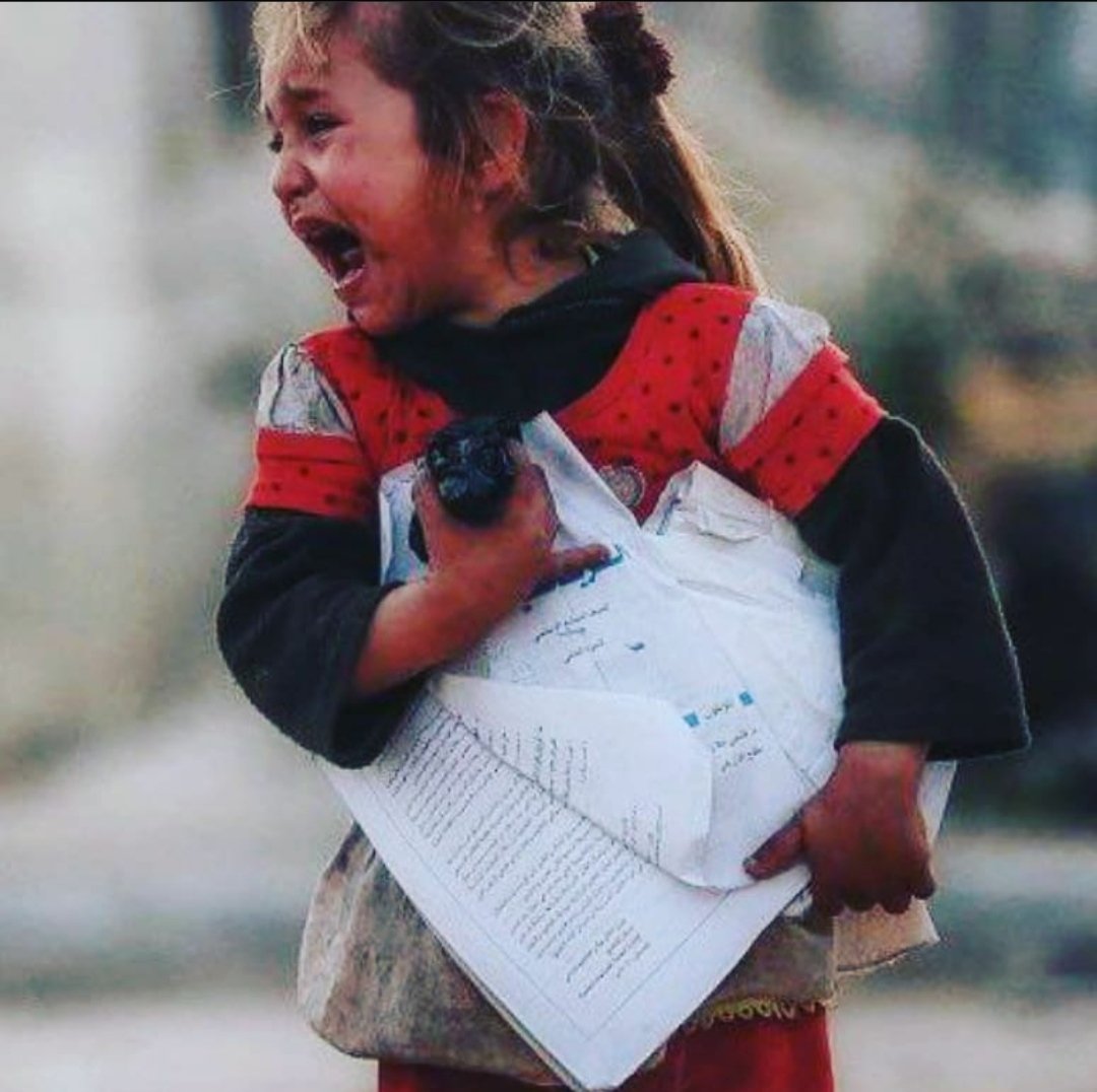 Bu çocuklar bu travmalarla nasıl yaşayacak nasıl hayata tutunacak Allah'ım sen zalimlere rahat yüzü gösterme #HopeToGaza