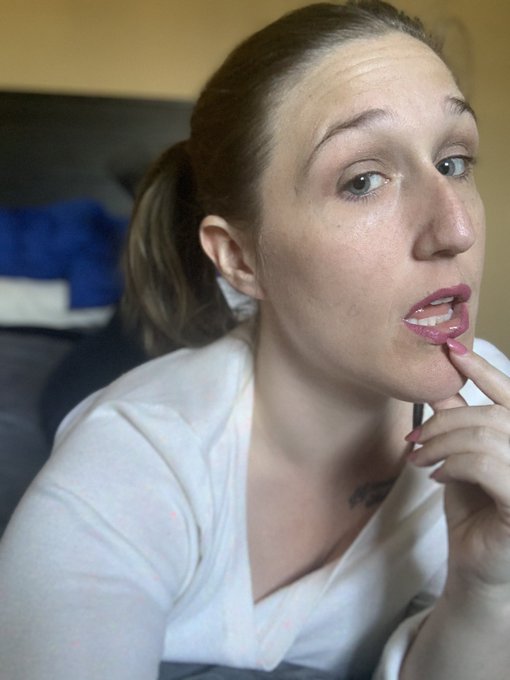 Like for Pigtails!  💋💋RT for hair clips 💋💋 https://t.co/rLSLEt2CJB