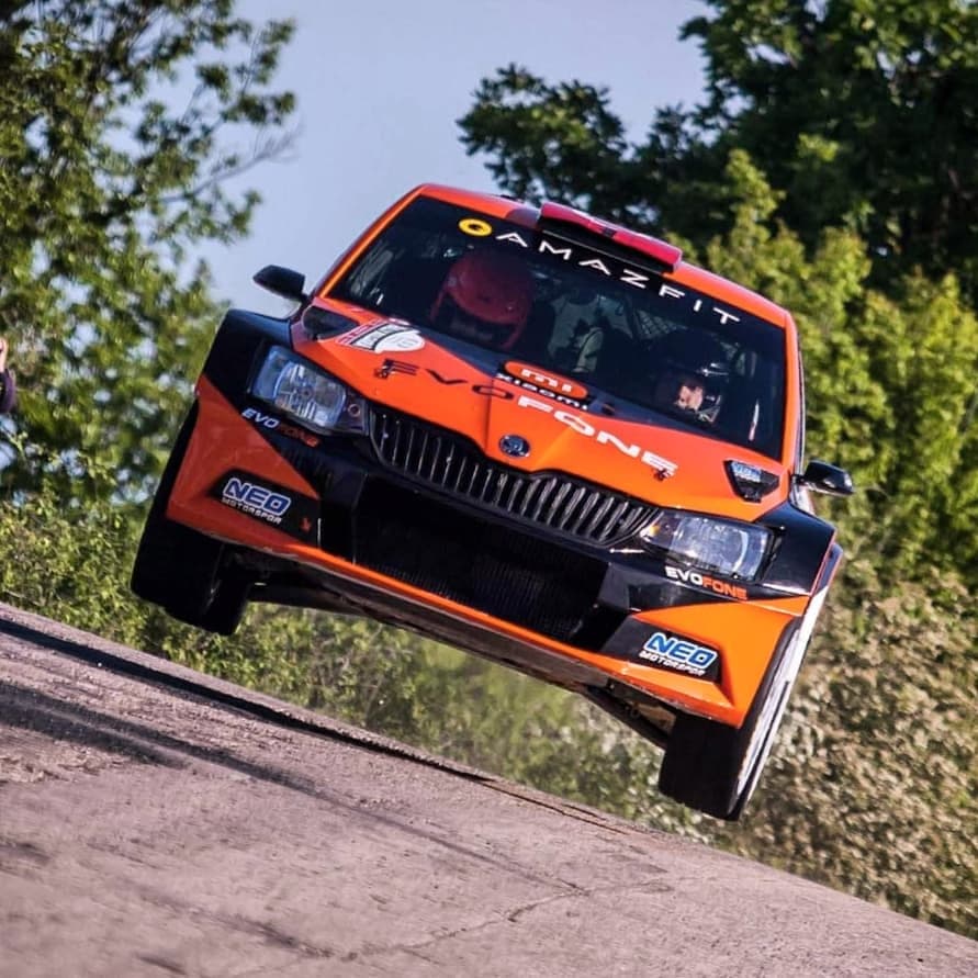 TurkMotorspor's tweet photo. 2021 FIA Avrupa Ralli Kupası ikinci ayağı Rally Bulgaria'da, Evofone Rally Team adına Skoda Fabia R5 ile Uğur Soylu-Aras Dinçer ERT klasmanı ikinciliğini sahibi oldu. Aynı takımdan Buğra Can Kılıç-Ali Emre Yılmaz ise ERT klasmanı 13.sü olarak finiş gördü.
 #fiaert #rallybulgaria https://t.co/gxAHdSu7R9