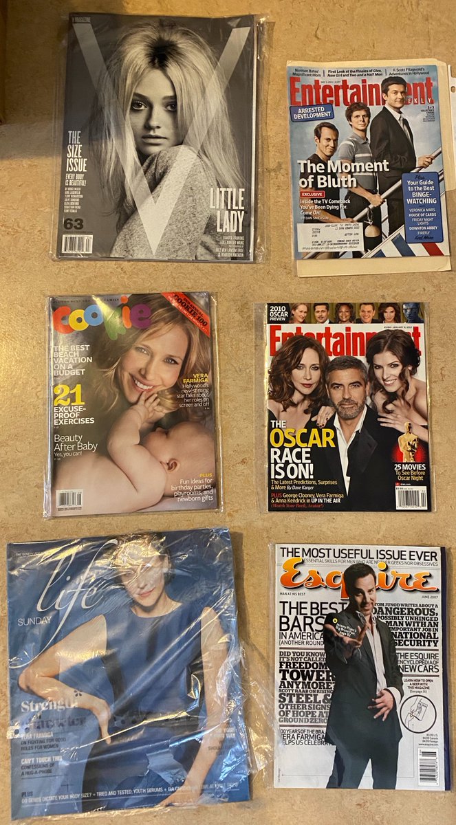 VeraFarmiga_Net's tweet photo. Vera Farmiga magazine clippings for sale. Huge lot!  Once in a life time opportunity <3

https://t.co/C40YwSrKdC

#VeraFarmiga #TheConjuring #BatesMotel #Clippings #Fan #Magazines https://t.co/YWCrbqlIHo