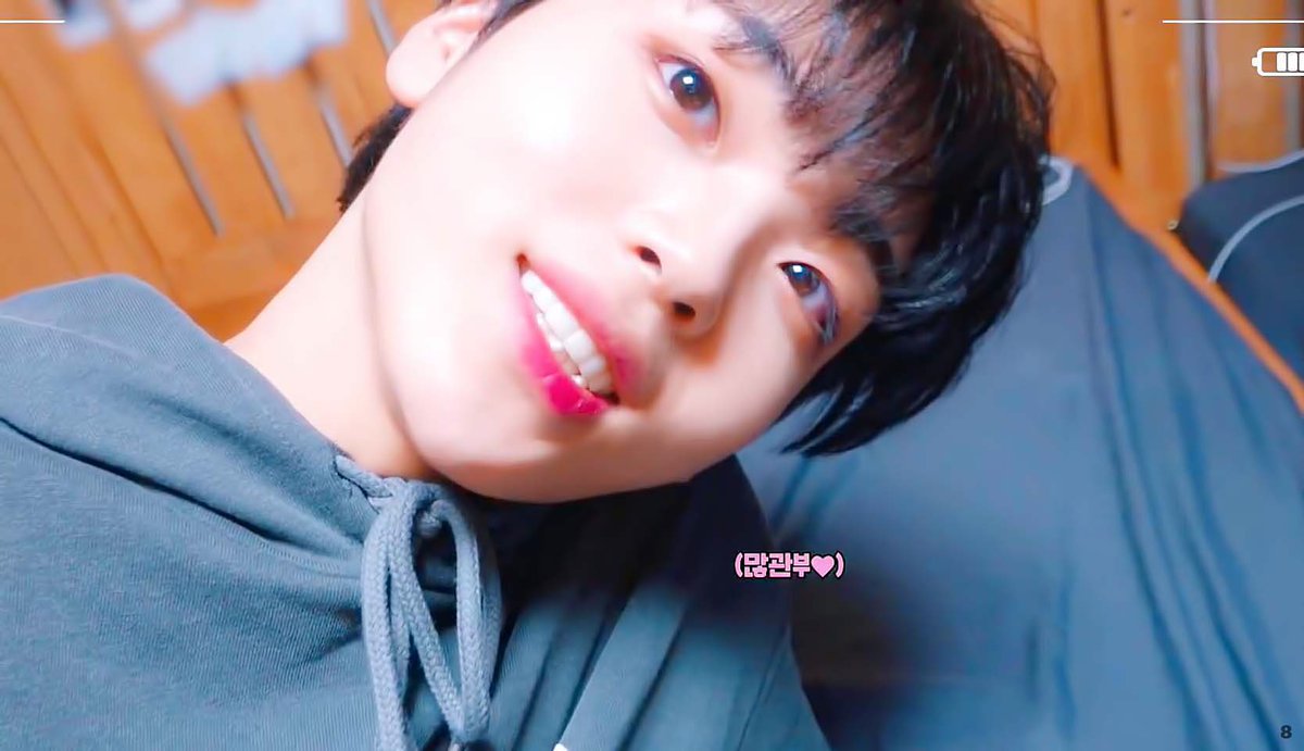 8__letters__'s tweet photo. 속쌍 보이는거 진짜 너무 ........ https://t.co/7hnwqTdV88