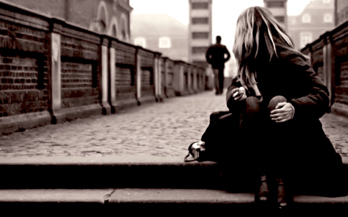 BADERQT's tweet photo. تعآل ..
ومنهم مآ عليگ ..
بتنفّســگ ..
بلمس يديگ ..
إن گآن لي خآطر ..
تعآل ..
تگفى قبل تقفي ..
آبيـگ ..

#BADERQT https://t.co/CxnUgq6tzD