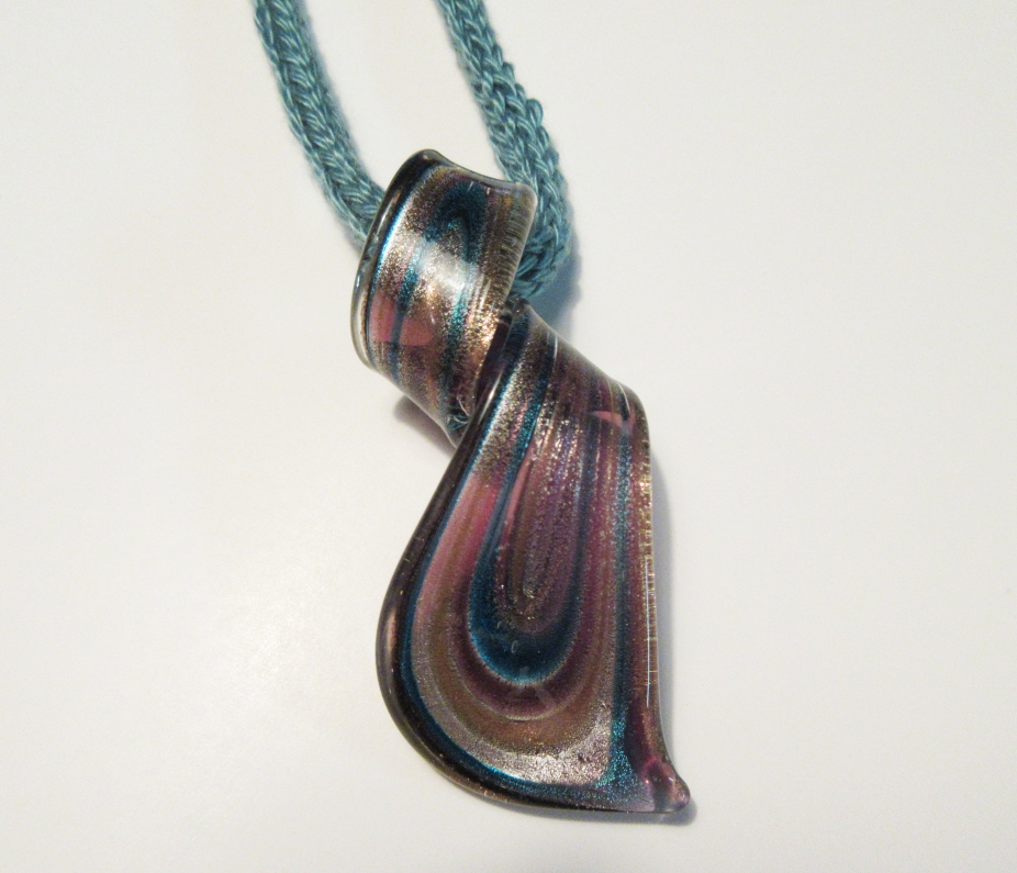 iCraftKnitting's tweet photo. Teal glass ribbon pendant necklace https://t.co/DCUrJtk6W4 https://t.co/WVWYBzgyzE