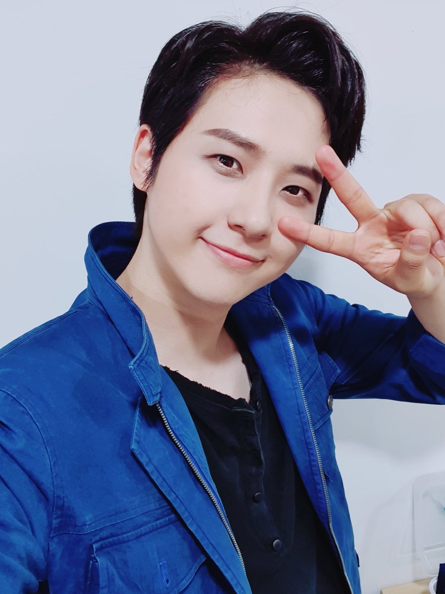 210516 #신우 뮤지컬 '광주' 광주공연 

<a href="/B1A4_CNU/">신우</a>

#B1A4 #비원에이포 #신우 #シヌゥ #CNU