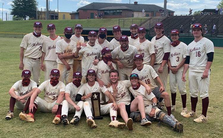 The_NCBA's tweet photo. WORLD SERIES BOUND! 

Congratulations to @VTClubBaseball for winning the 2021 South Atlantic Regional Title! They’re now off to Pittsburg, KS for the #NCBAWS 5/28-6/2!

Stay up to date with all World Series info: https://t.co/9CILeh2QFB  

#RoadToKansas https://t.co/4clzspC7M6