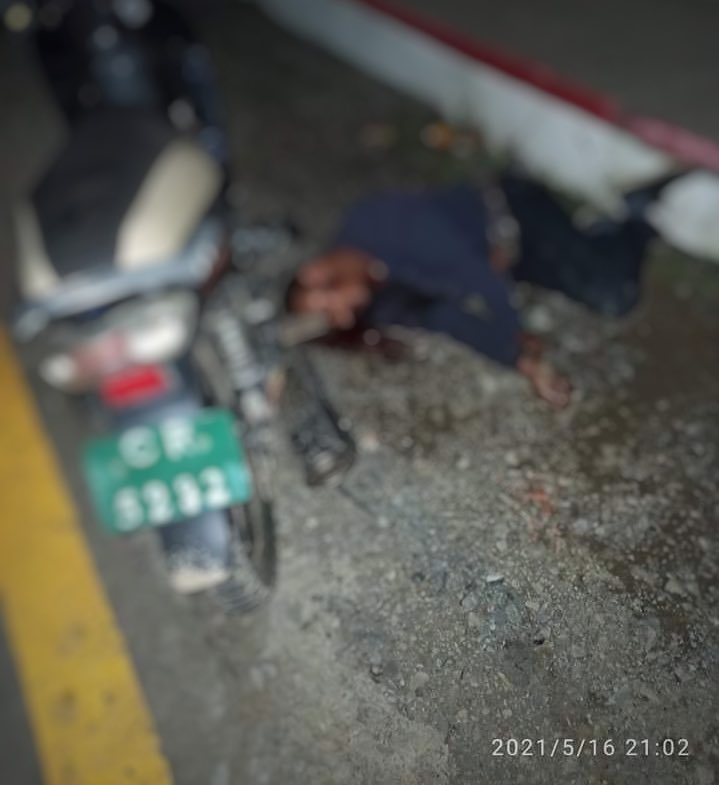 Another tragic night for Chin State, tonight at Tedim. A man was shot dead to head on the spot by Military terrorists. A voicemail w/ the noise of continuous firing of heavy ammunitions/artillery launchings makes us horrified for the civilians.
#WhatsHappeningInMyanmar #May16Coup