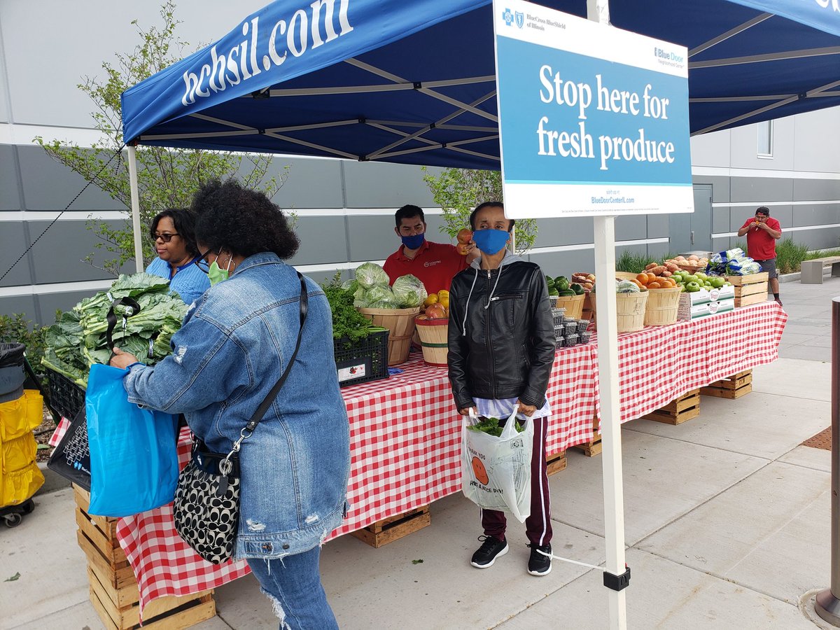 LmarieAsad's tweet image. Join us today at the NPHC #VACCtogether vaccination drive at the Blue Door Neighborhood Center, 11840 S. Marshfield. Walk-in vaccinations are happening now until 230p.m. thanks to our partners @ACCESSHealth.
#NPHCstrongerTogether 
#ACCESSmyShot 
@BCBSIL 
#DivineNine