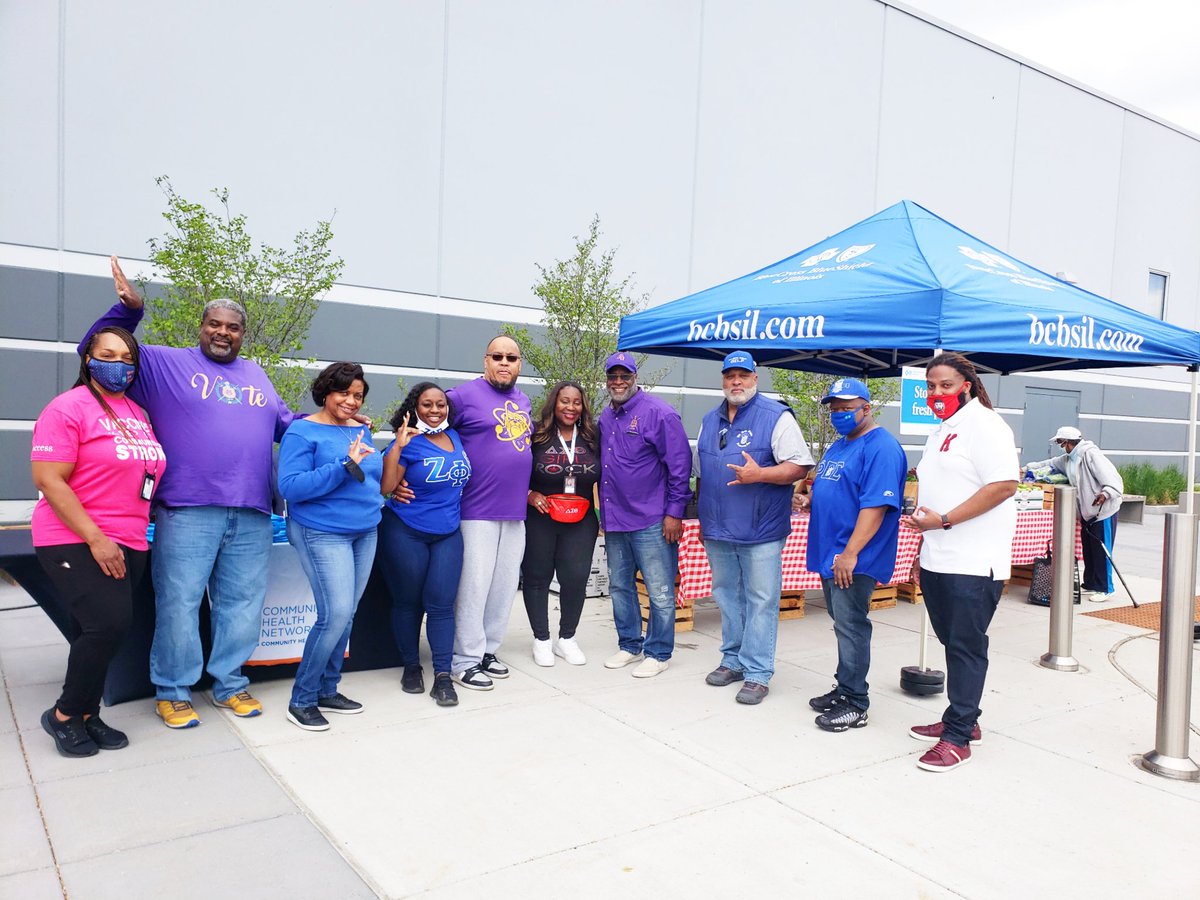 MsToya1913's tweet image. The #DivineNine are partnering to get Chicago vaccinated this weekend! #VaccTogether 
@nphcchicago 
#NPHCstrongerTogether 
#vaccinated 
#DeltaSigmaTheta 
#OmegaPsiPhi
#ZetaPhiBeta
#PhiBetaSigma
#Service